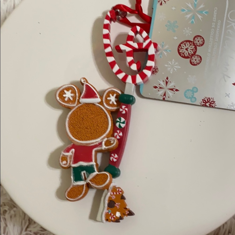 Disney Mickey Sketchbook 2020 Ornament - Picture 2 of 4